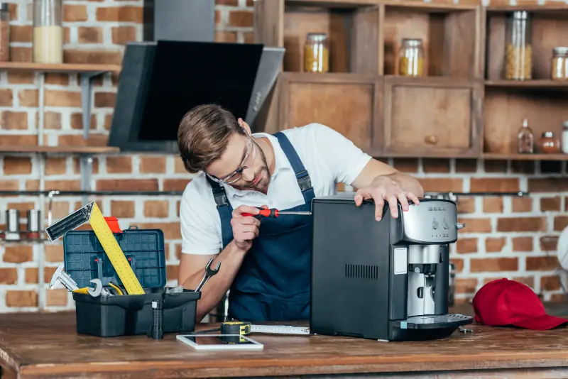 Eletrodomésticos em cozinha